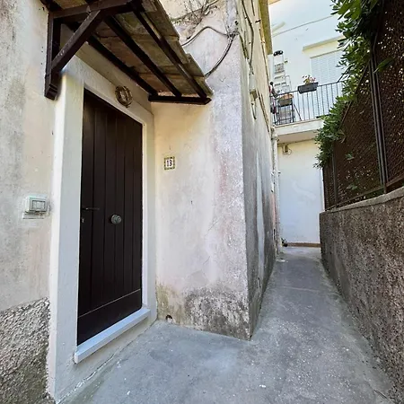 Tender To Carafa Vakantiehuis *